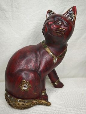 Thai wood cat decor